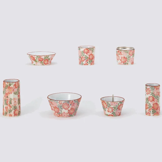 現代仏壇：有田焼 みお （秋桜）5点セット＋線香差・供物皿