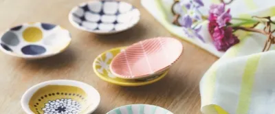 お皿のセット写真